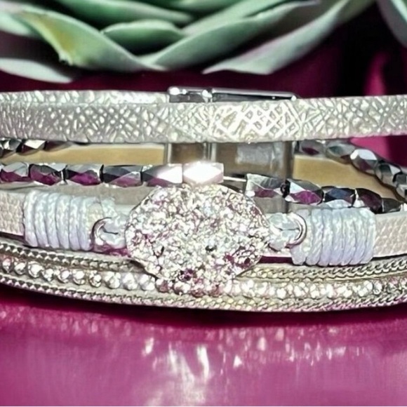 Amazon Jewelry - Boho Leather Wrap Bracelet with Rhinestones and Magnetic Clasp​